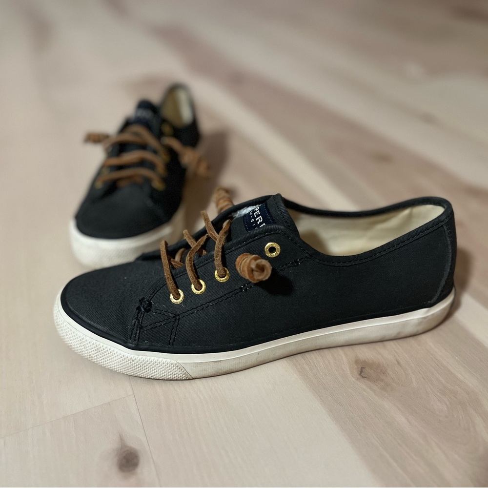 Navy Blue Creat Vibe Sperry